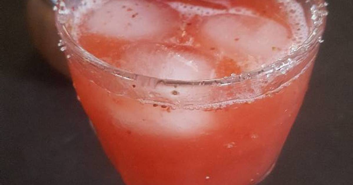 Como hacer daiquiri de frutilla con alcohol