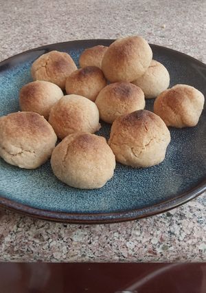 A picture of Butter cokies.
