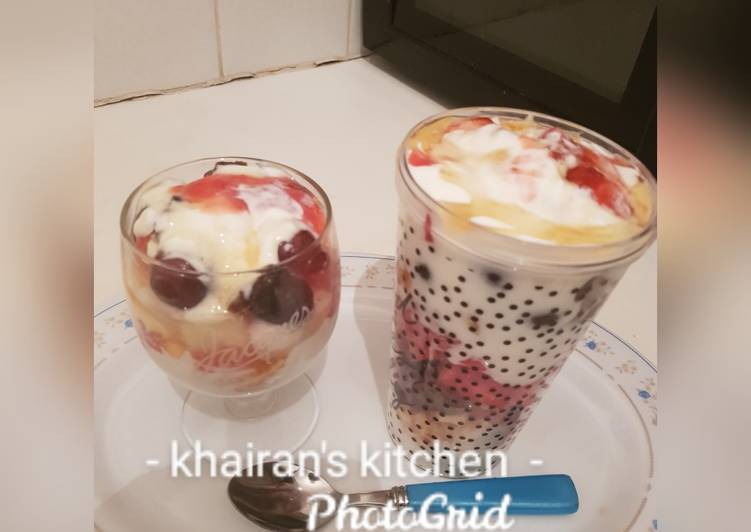 How to Make Any-night-of-the-week Fruits parfait