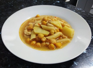 Foto principal de Guiso de garbanzos completo