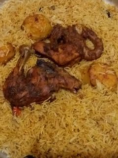صورة لوصفة كبسة بالدجاج المبهر