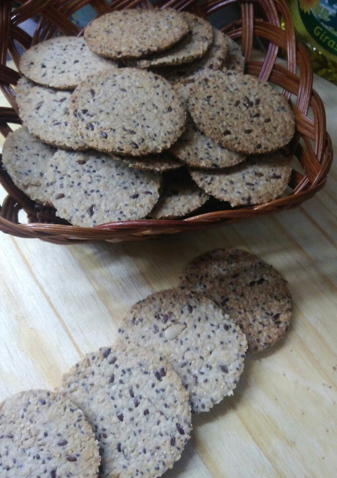 Una foto de GALLETITAS DE AVENA Y SEMILLAS.🍪🌾