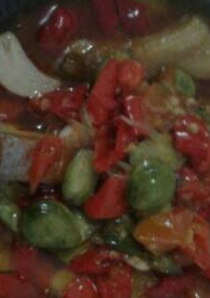 Foto resep Oseng ikan asin jambal pete pedass.. 🔥