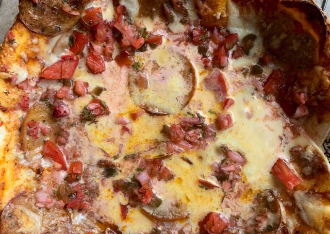 Recipe of Award-winning Tortilla pizza with Pepperoni