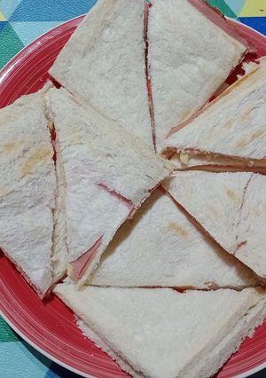 Una foto de Sánguches tostados 12¡¡GO!!