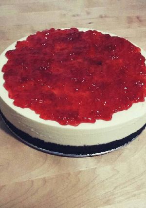 Foto resep Oreo Cheesecake with strawberry topping