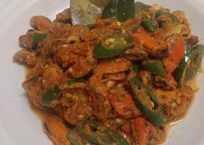 Cara membuat 01. Kerang kupas bumbu kuning Cara membuat 01. Kerang kupas bumbu kuning