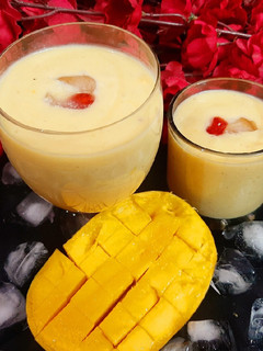 मैंगो शेक (mango shake Recipe In Hindi) रेसिपी मुख्य फोटो