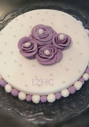 A picture of 🎂Vanilla Birthday Cake🎂.