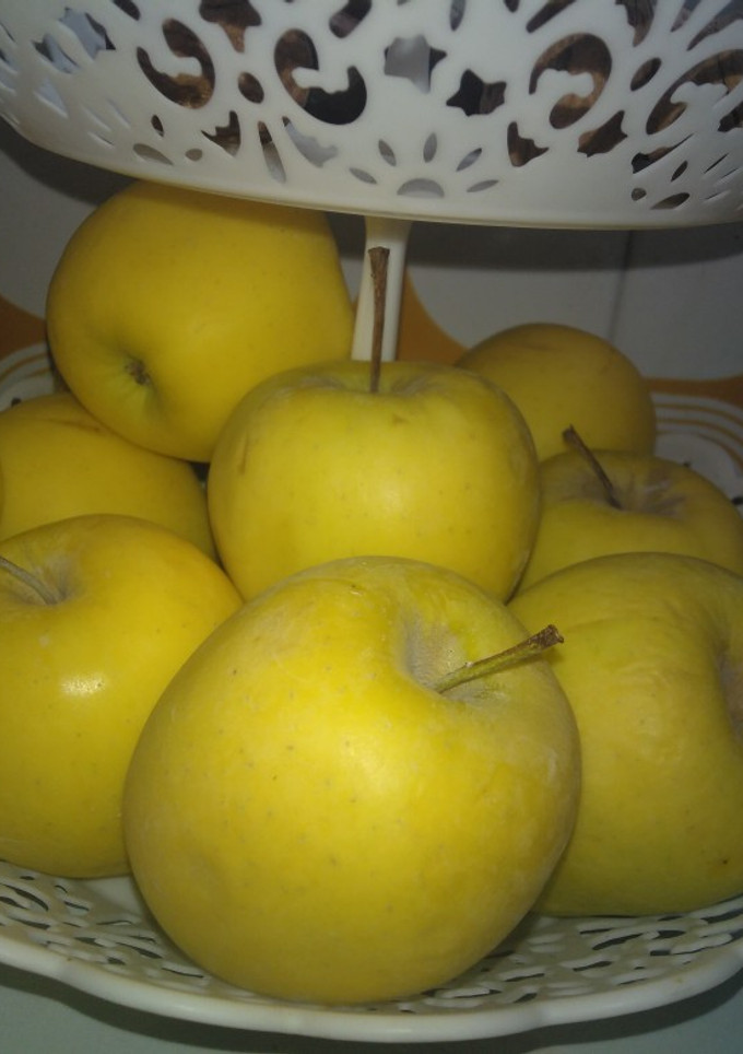 Una foto de Batido de manzana y zanahoria, fresco y dulce. Sin lactosa