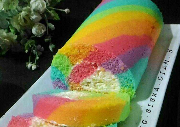 4. Bolu gulung pelangi_Rainbow roll