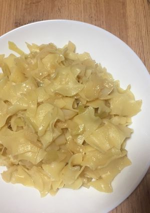 Egyszerű káposztástészta recept fotója