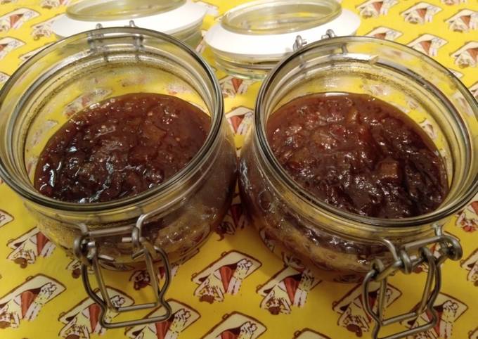 Wie man Machen Komfortabel Rhabarber-Chutney - Familienrezept