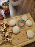 Uncrustables strawberry or grape jelly / Homemade