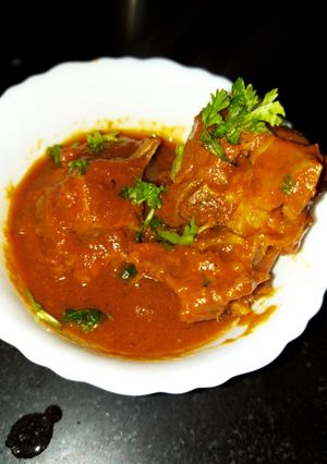 A picture of Mutton Curry.