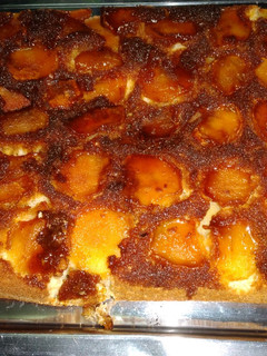 Una foto de Torta de manzana invertida 🍎😍