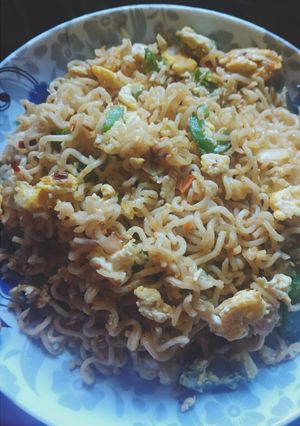 A picture of Simple Fried Maggi (Tiffin recipe).