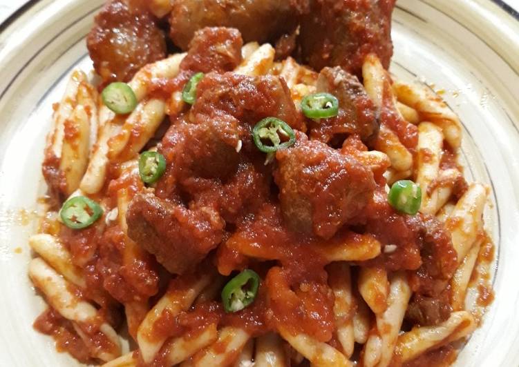 Fusilli al ragù abruzzese (maccarune 'nghi lu ceppe)