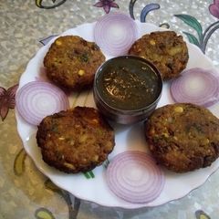 A picture of Crispy Kidney Beans Kabab.