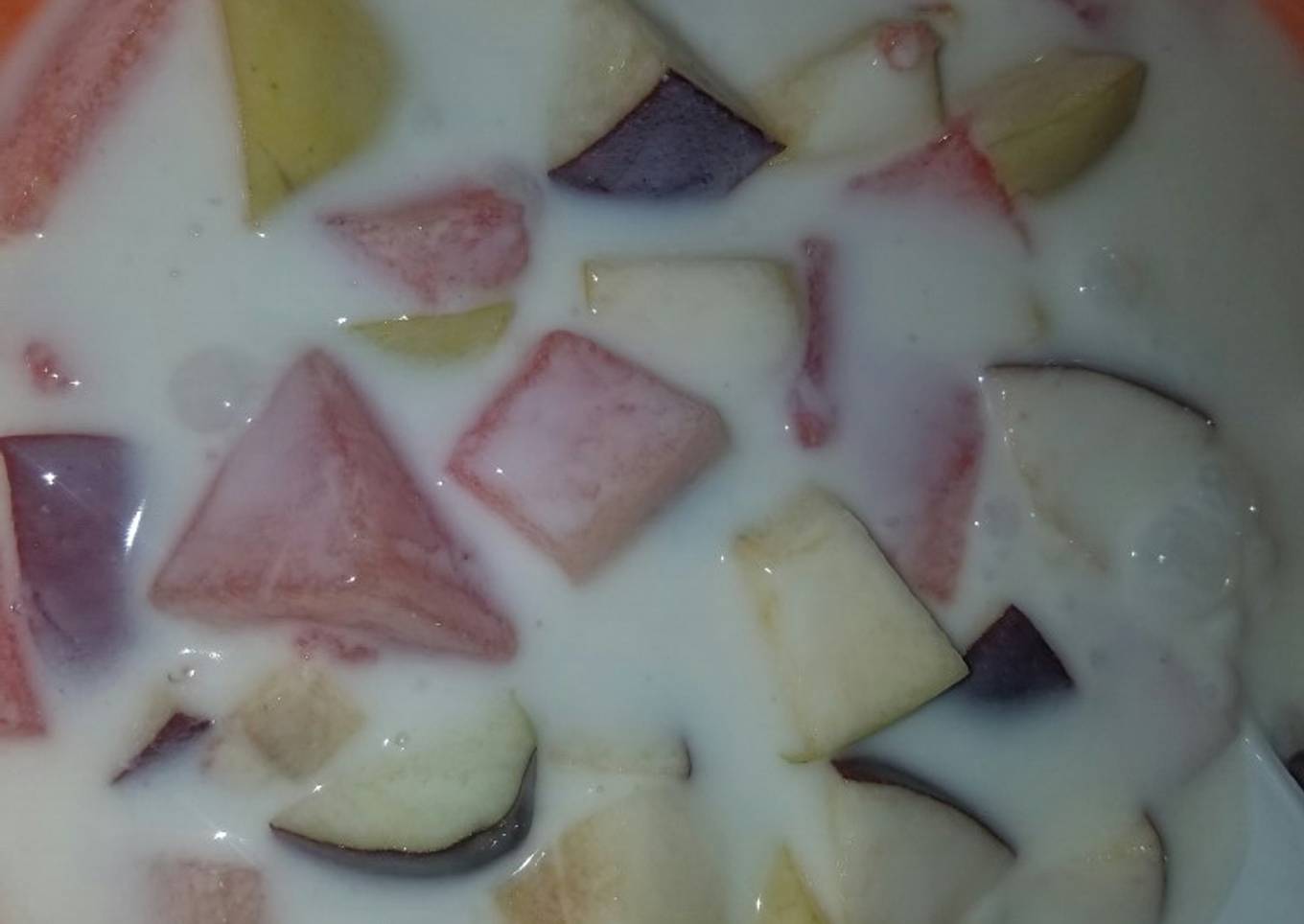 Fruits yogurt