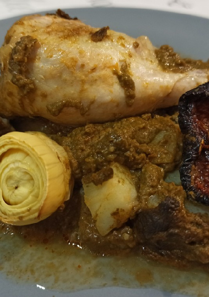 Una foto de Muslitos de pollo en salsa cremosa de acelgas 🍗🥣🥬