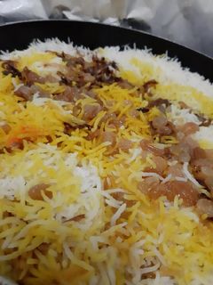 صورة لوصفة رز بالكشنة اللذيذه