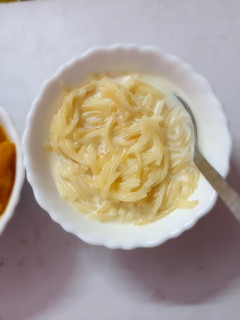 सेवई खीर (Sevai kheer recipe in hindi) रेसिपी मुख्य फोटो