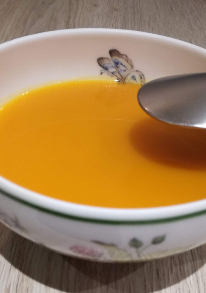 Una foto de Velouté de calabaza cacahuete