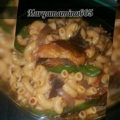A picture of Stir fry macaroni.