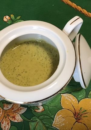 Une photo de Sauce salade au soja, melfor et moutarde américaine