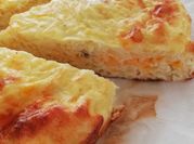 Une photo de omelette pommes de terre