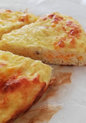 Une photo de Omelette de pommes de terre râpées au four