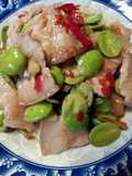 หมูสามชั้นผัดสะตอกะปิ