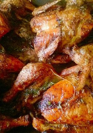 Una foto de Pollo horneado con pimienta negra!