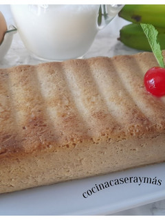 Una foto de Flan de plátano -sin azúcar y en microondas-