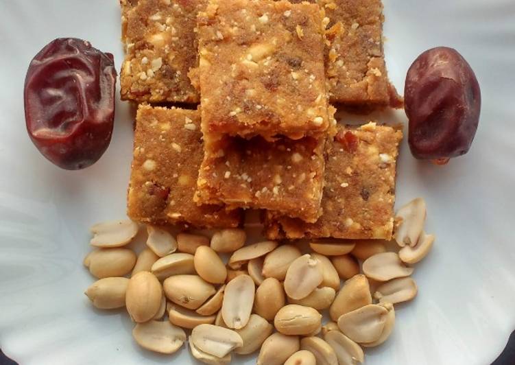 Recipe of Favorite Dates-Peanuts Sweet