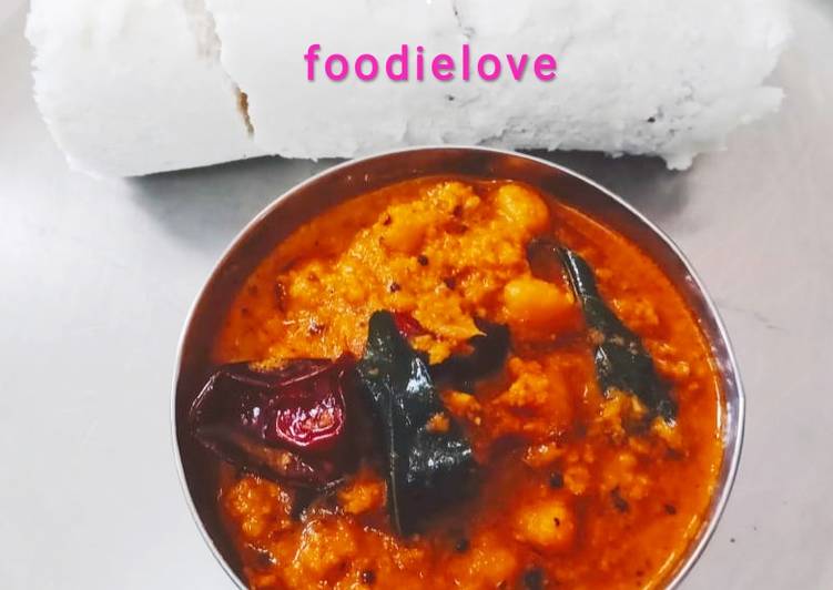 Simple Way to Make Ultimate Puttu with kadala curry