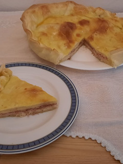 Foto di Torta salata con prosciutto e formaggio