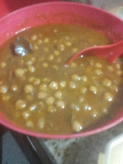 पंजाबी छोले (Punjabi Chole recipe in hindi) रेसिपी मुख्य फोटो
