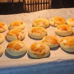 A picture of Khatai cookies.