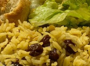 Foto de Arroz de Açafrão com Passas