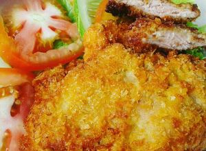 Hình của món Thăn heo chiên xù kiểu Nhật.