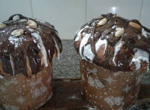 Una foto de Pan dulce de chocolate y frutos secos