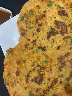 મગદાળ ચીલા (mungdal chilla recipe in Gujarati) રેસીપી મુખ્ય ફોટો