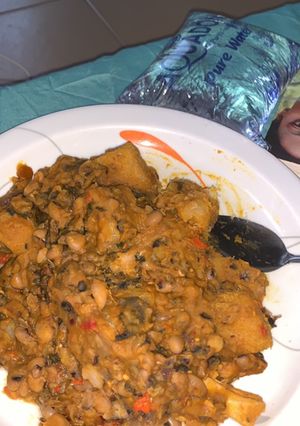 A picture of Delicious Beans and yam porridge.