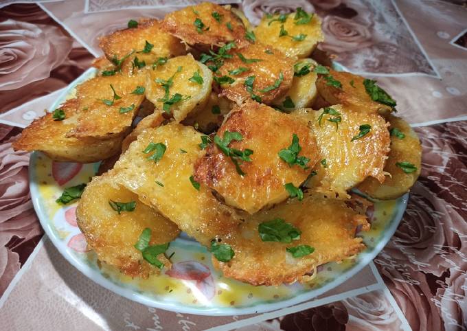 Картошка с сыром и чесноком в духовке — рецепт с фото пошагово