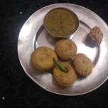 मक्की के आटे की तलवा बाटी (Makke ke aate ki talwa baati recipe in hindi)