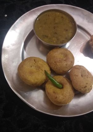 मक्की के आटे की तलवा बाटी (Makke ke aate ki talwa baati recipe in hindi) रेसिपी मुख्य फोटो
