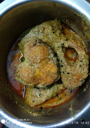 A picture of Saralputi Machher Jhal.