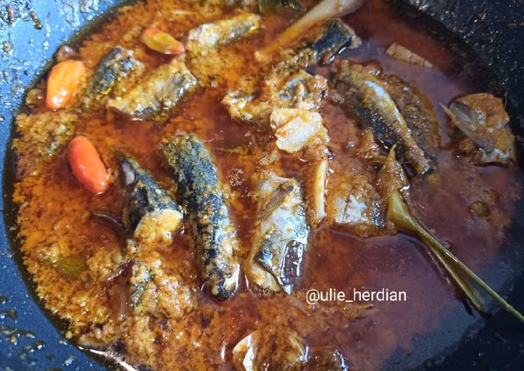 Resep Ikan sarden saus tomat ala rumah 💓 yang enak Untuk Jualan